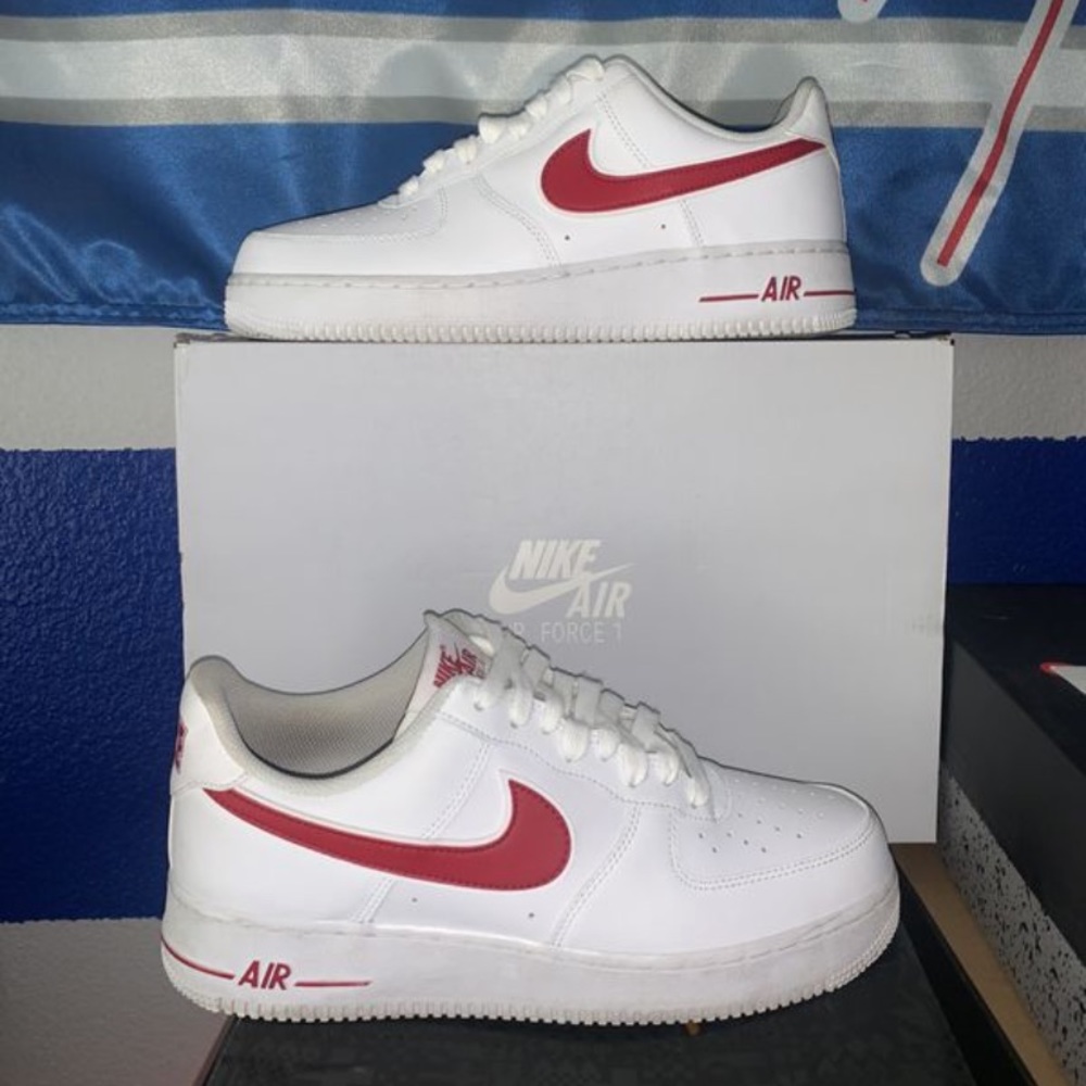 Air Force 1s white & gym red